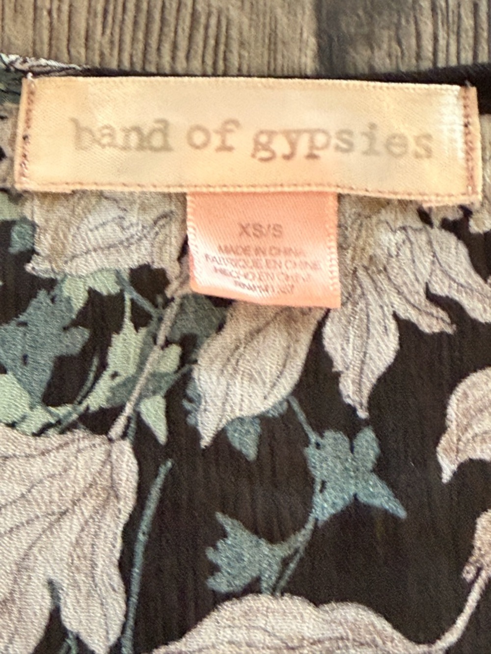 Band of Gypsies Floral Sheer Chiffon Kimono Cardigan Cover Up Black XS/S Boho - Picture 9 of 10